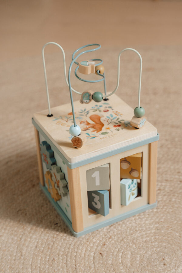 Wooden activity cube - Forest Friends FSC